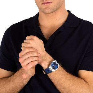 Orologio Trussardi - T-Milano - R2451175005 indossato