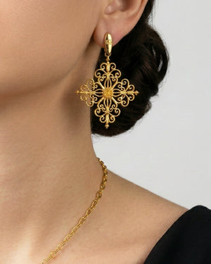 Orecchini Barocco Gold - 60000053 indossati