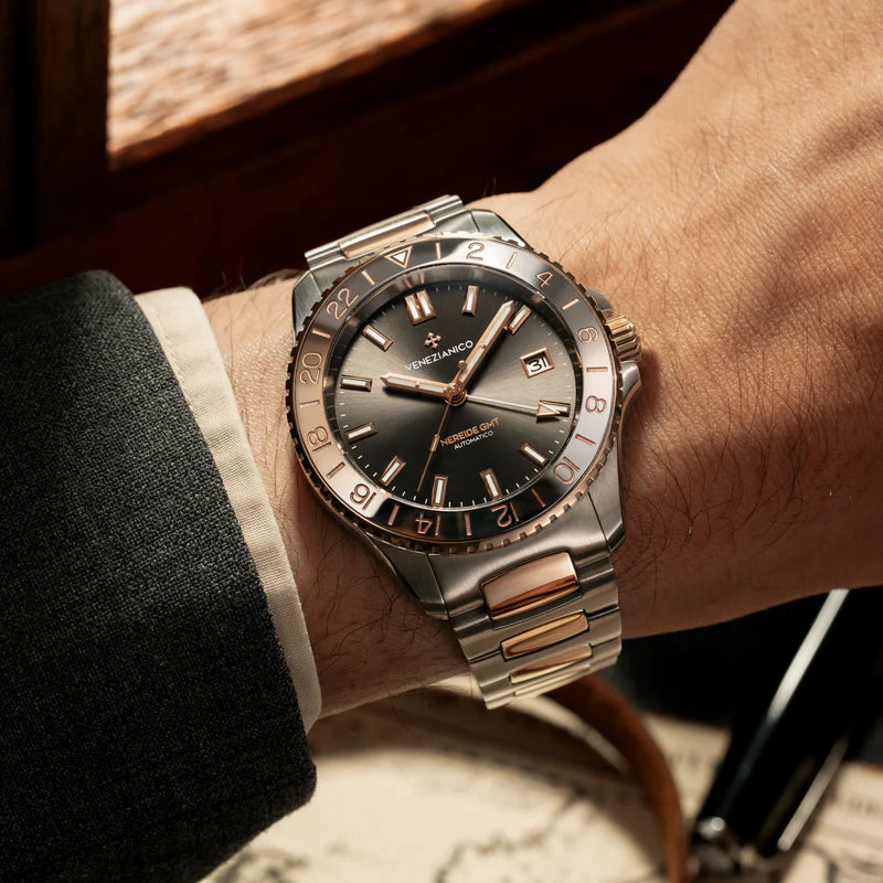 Orologio Venezianico - Nereide GMT Grand Tour - 3521510C indossato