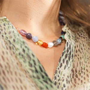 Collana You indossata
