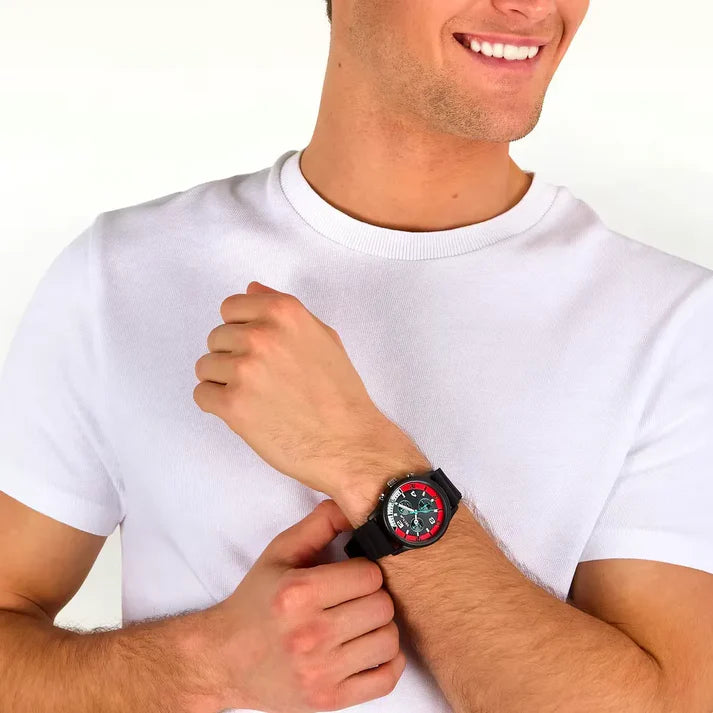 Orologio Sector - H2O - R3271718001 indossato
