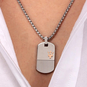 COLLANA MASERATI JEWELS - JM121ATK08 indossata