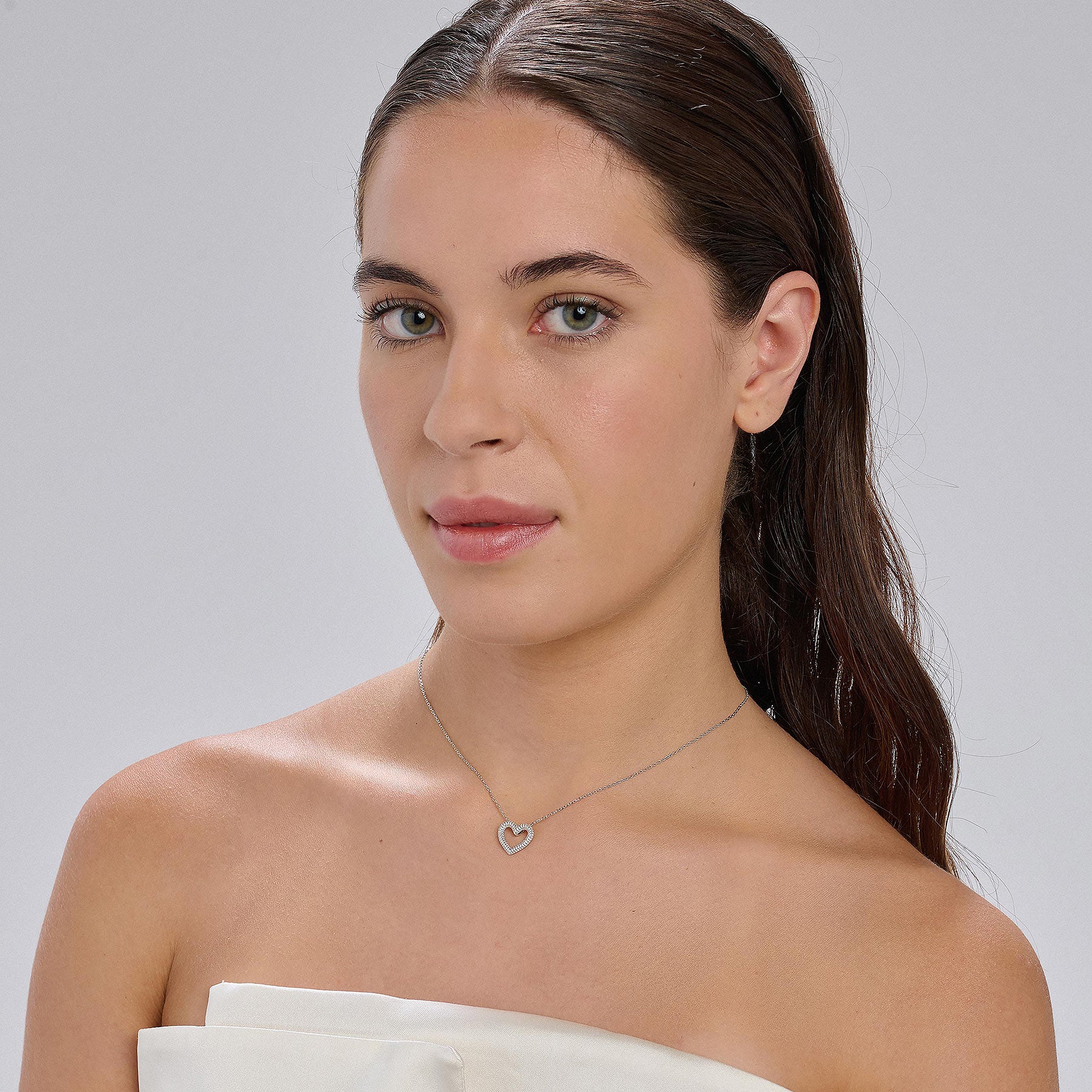 Collana Fancy - Infinity White - FIW131 indossata