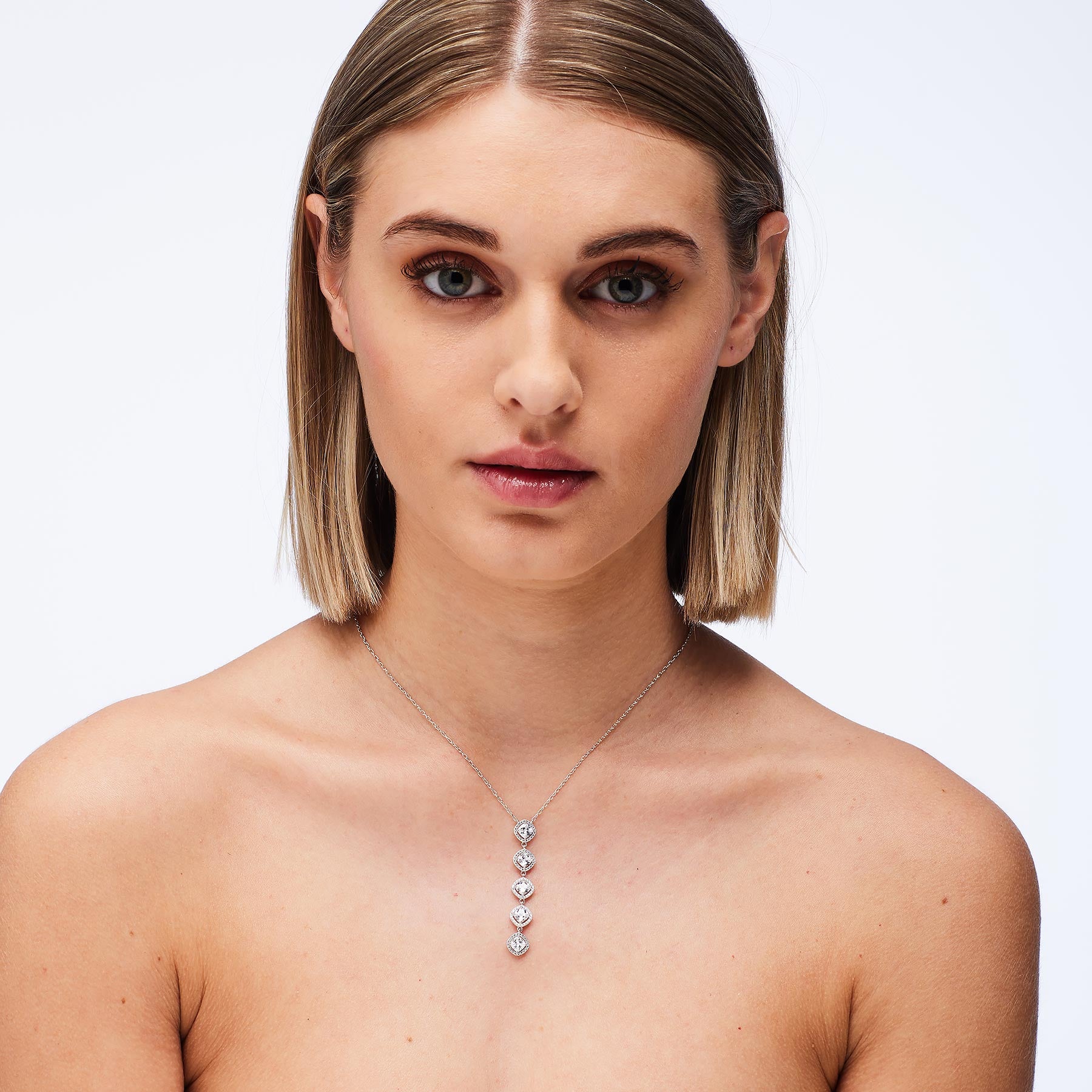 Collana Fancy - Infinity White - FIW156 indossata