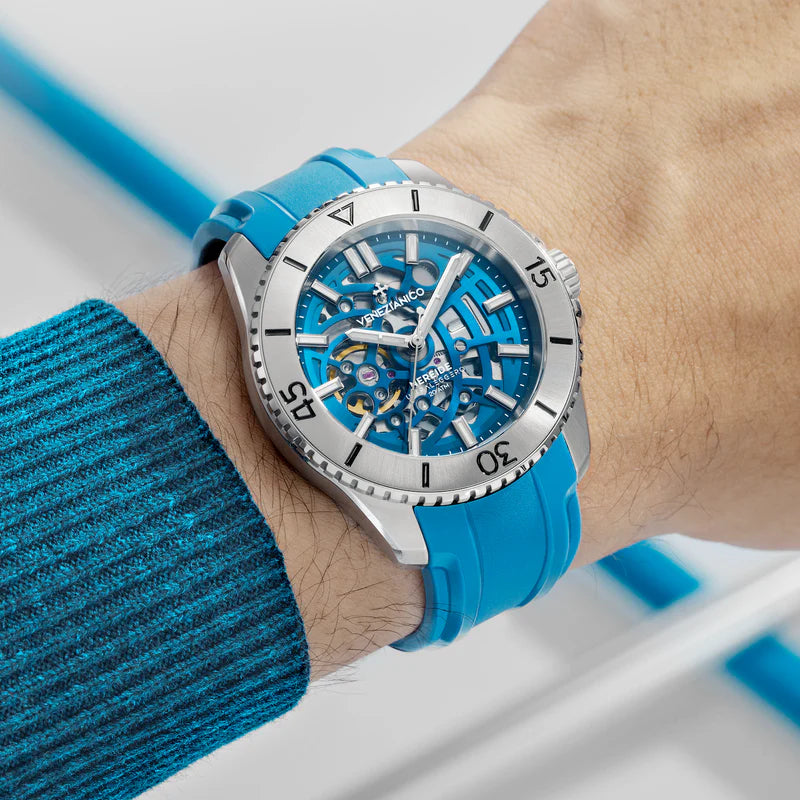 Orologio Venezianico - Nereide Ultraleggero 42 - 3921506 indossato