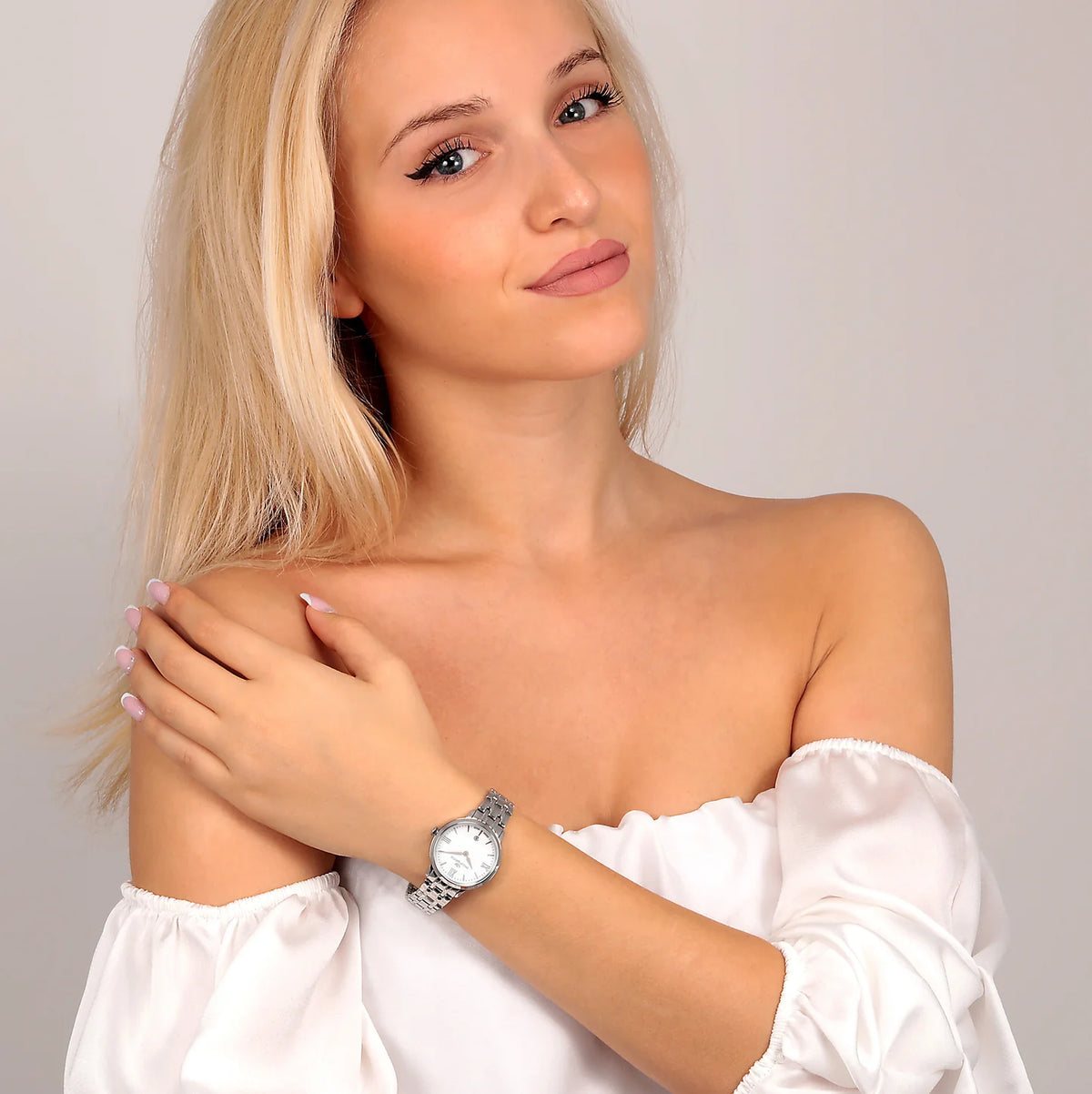 Orologio Philip Watch - Audrey - R8253150514 indossato