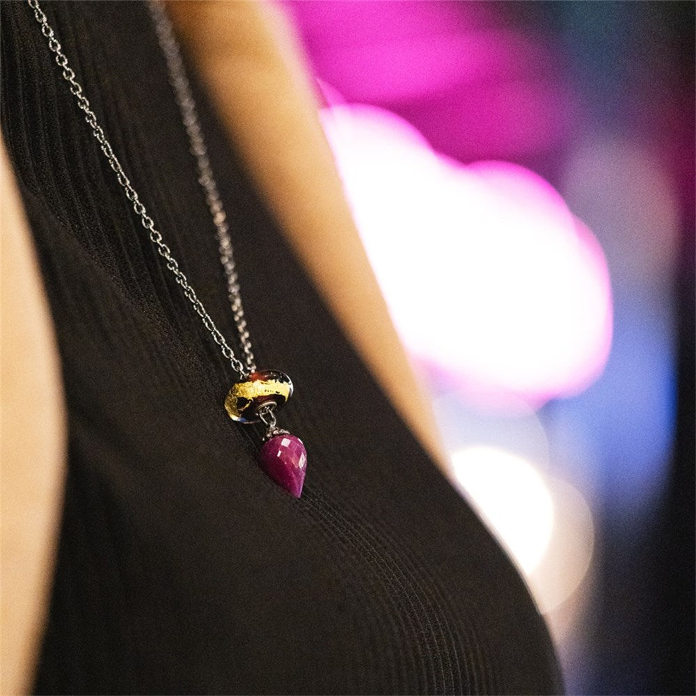 Collana Fantasia con Rubino indossata