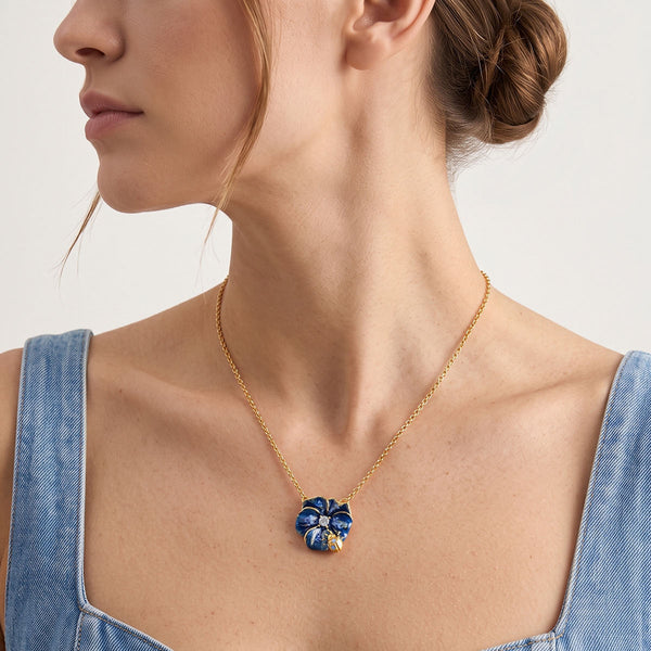 Collana Violetta e Coccinella - indossata