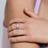 Anello Gaia - Fiori - RZGA81 indossato