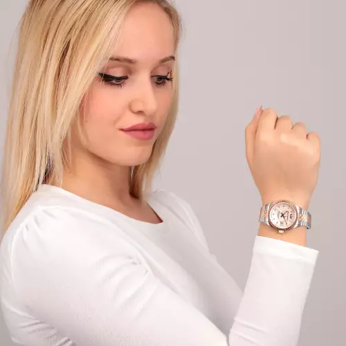 Orologio Philip Watch - Caribe - R8253597608 indossato